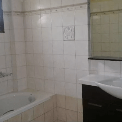 Img 5aea6eda245f8689cfa11f1b7f2199f3 V