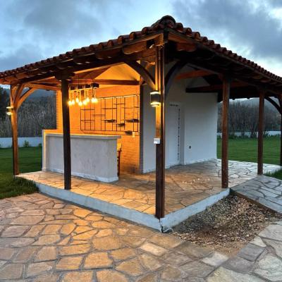 Ανακαίνιση βίλας στην περιοχή της Νικήτης